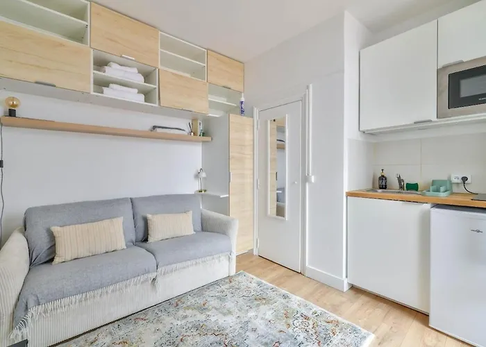 Lovely 10 Mn Walk To Louvre & Latin Quarter Apartment Paris