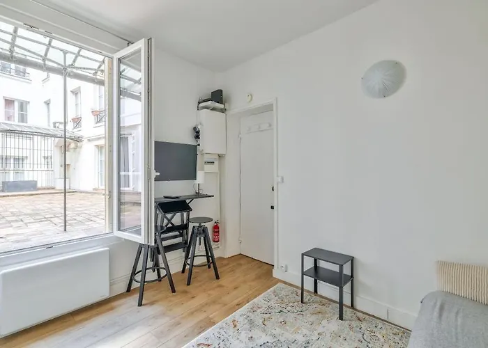 Apartment Lovely 10 Mn Walk To Louvre & Latin Quarter *